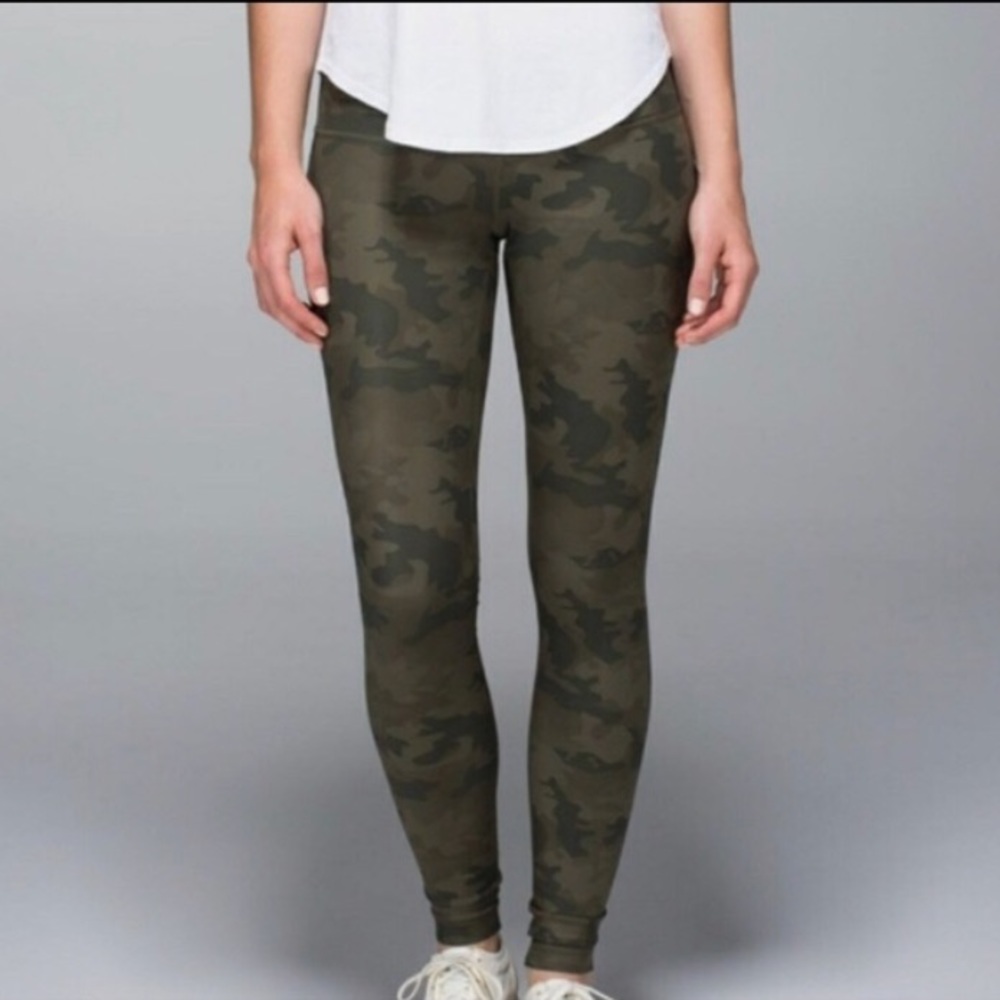 Do not buy. Trading @tifftcloset